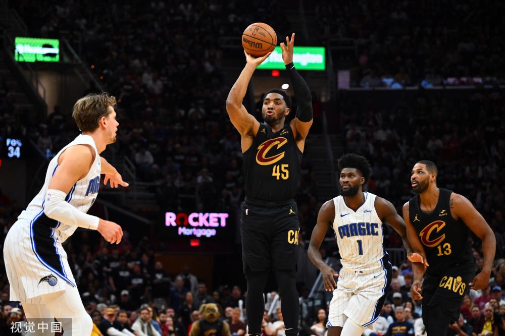 核心球员依 核心球员依